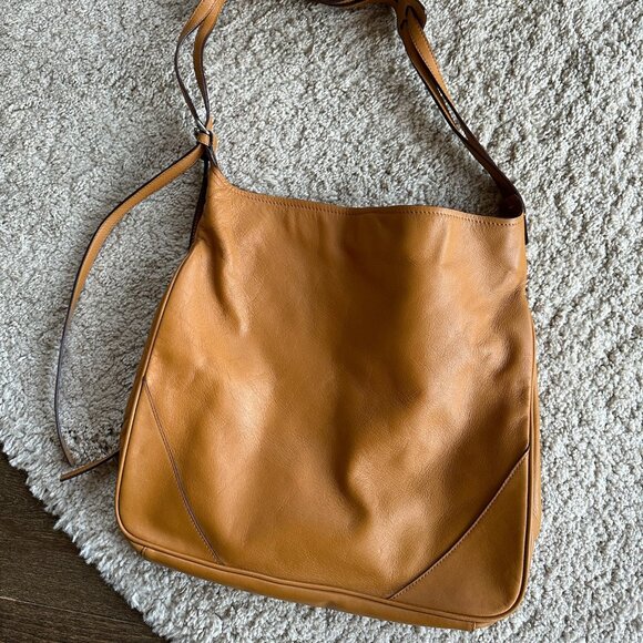 Vintage Club Monaco leather shoulder bag - Picture 7 of 7